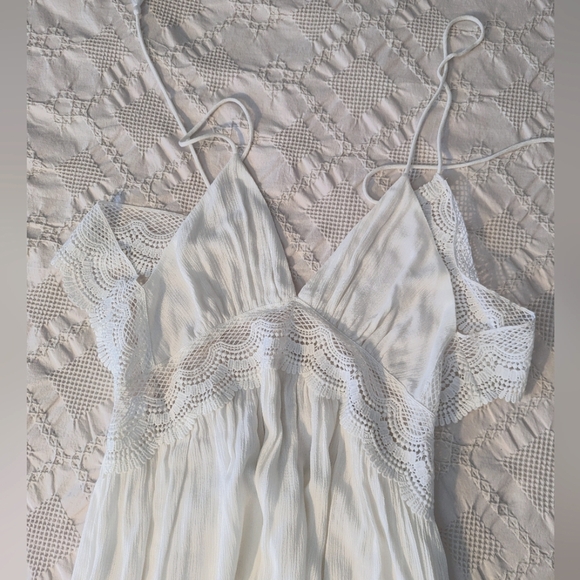 Aakaa White Linen Long Dress - Picture 1 of 8